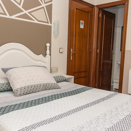 Hotel Plaza Кангас-де-Онис Экстерьер фото