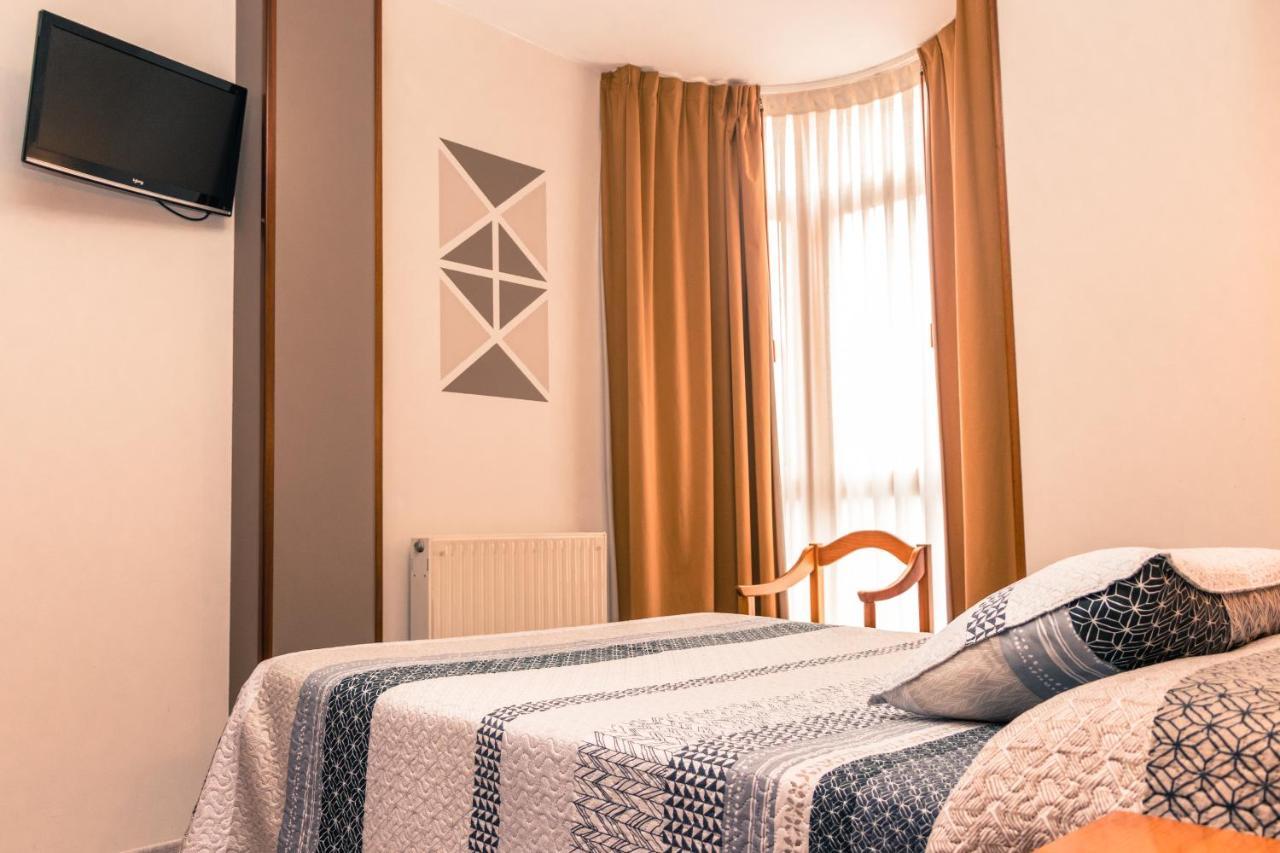 Hotel Plaza Кангас-де-Онис Экстерьер фото